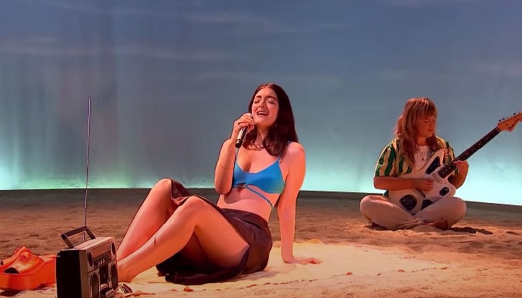 Lorde Brings the Beach to Corden for “California” Performance: Watch