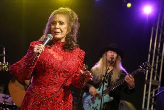 Loretta Lynn ‘Heartbroken’ After Ranch Foreman Wayne Spears Dies in Middle Tennessee Flood