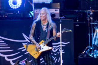 Lynyrd Skynyrd Cancel Tour Dates Following Rickey Medlocke’s COVID-19 Diagnosis