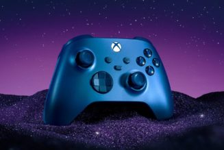 Microsoft’s newest Xbox controller is a dazzling blue and has rubber side grips
