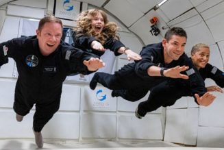 Netflix documentary Countdown will follow SpaceX’s first civilian mission