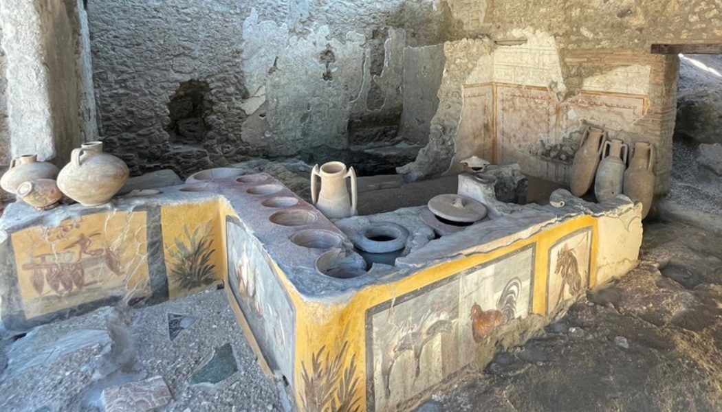 The Fully Preserved Roman Fast Food Bar Can Now Be Viewed by the Public