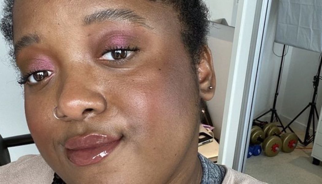 These 12 Mascaras Actually Make Short Lashes Look Longer