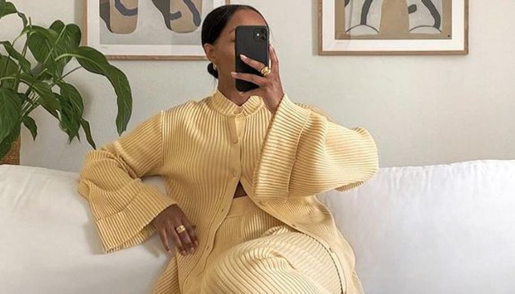 This Simple Detail Makes Basic Knitwear Feel Luxurious