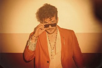 Tommy Torres Returns to Top Latin Albums Chart With Bad Bunny-Assisted ‘El Playlist de Anoche’