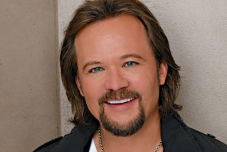 Travis Tritt Quotes MLK in Explaining Why Vaccine Mandates are Discriminatory