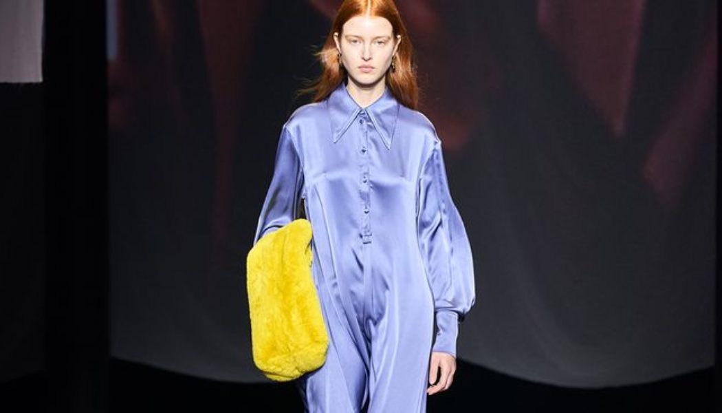 5 Pieces I’m Now Obsessing Over After Cos’s London Fashion Week Show