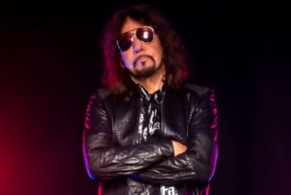 ACE FREHLEY Says He’s On Good Terms With PAUL STANLEY And GENE SIMMONS, Doesn’t Rule Out KISS Reunion