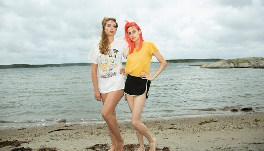 Andy Shauf Imagines A Great Romance In New Song, ‘Spanish On The Beach’