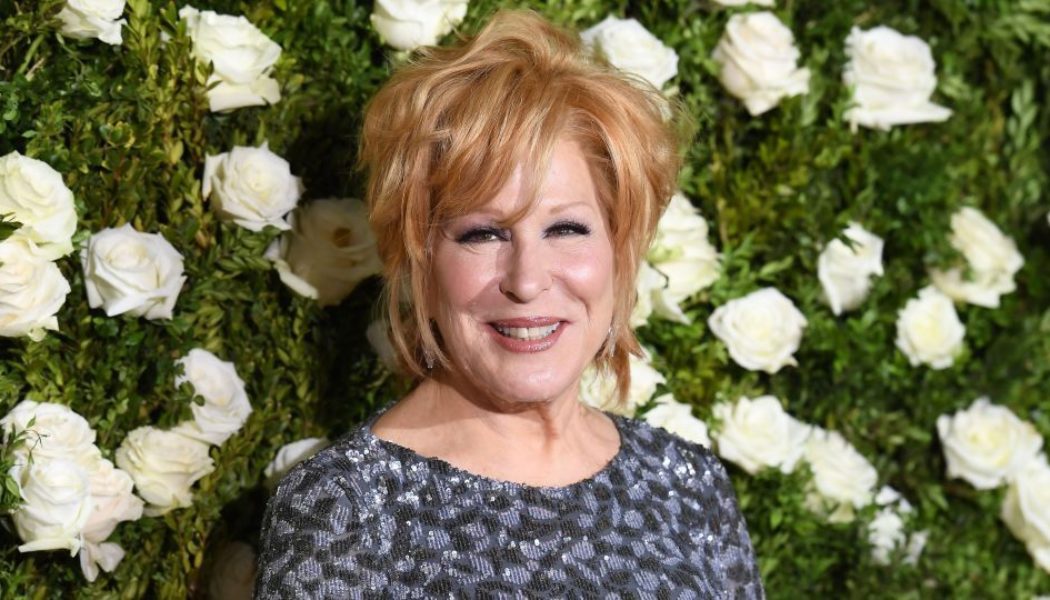 Bette Midler Calls for Sex Strike in Protest of Texas Abortion Ban