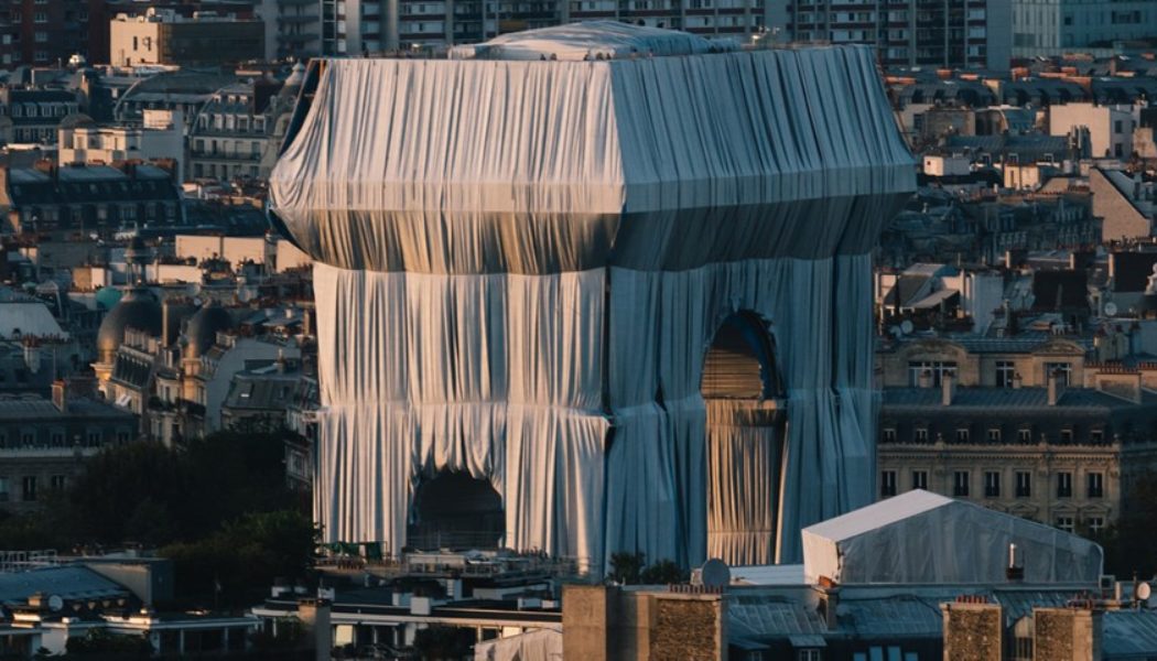 Christo and Jeanne-Claude’s “L’Arc de Triomphe Wrapped” Is Finally a Reality