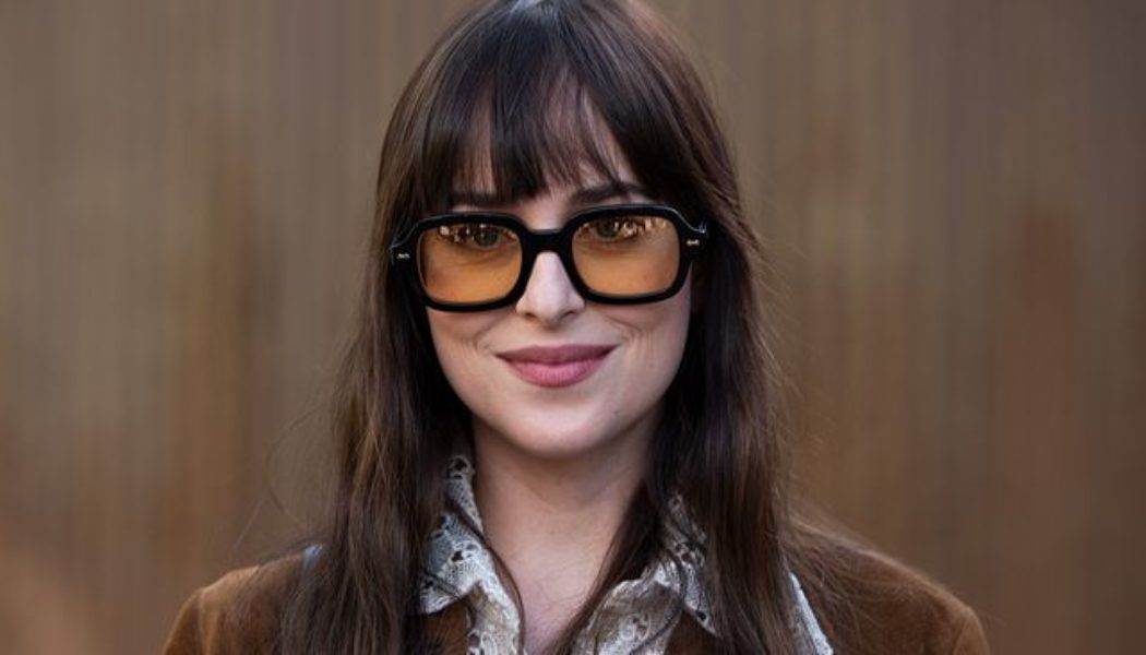 Dakota Johnson Just Wore the Autumn Outfit I’m Copying Head to Toe