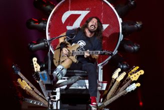 Dave Grohl Lends His Throne to Greyhawk Bassist Who Was Shot in the Leg