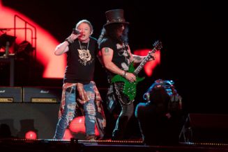Guns N’ Roses & Dave Grohl Play ‘Paradise City’ Through Curfew Cutoff at BottleRock