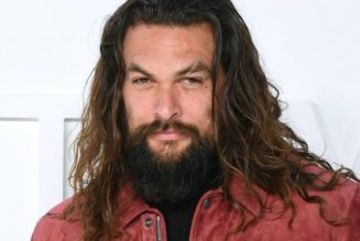 Jason Momoa Debuts New Aquaman Dark Suit for Upcoming Sequel