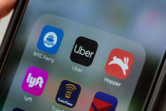 Lyft and Uber to cover legal fees of drivers sued under Texas anti-abortion law