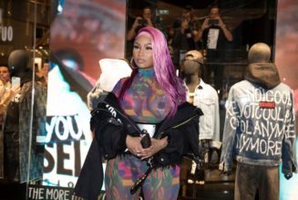 Nicki Minaj Vs. Everybody: Minaj Gets Into It With Piers Morgan, Joy Reid & More Over Anti-Vaccine Twitter Rant