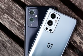 OnePlus 9 software update pays homage to the Hasselblad XPan camera