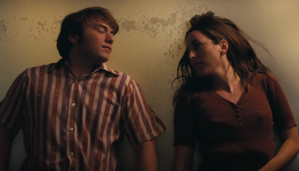 Paul Thomas Anderson’s Licorice Pizza: Alana Haim, Cooper Hoffman, and David Bowie Star in First Trailer