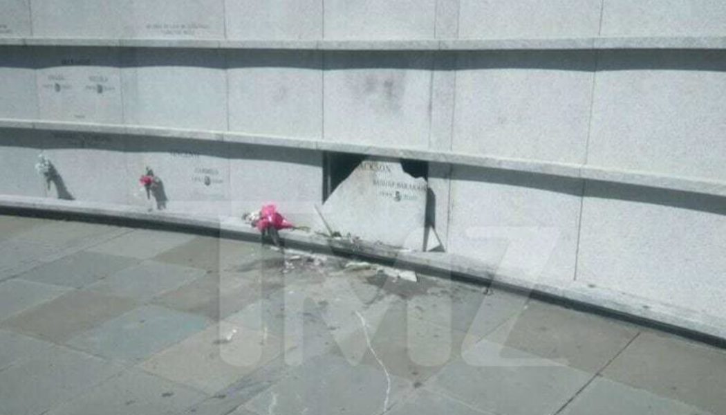 Pop Smoke’s Gravesite Vandalized In Brooklyn