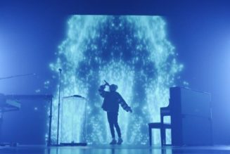 Porter Robinson Highlights Anthony Fantano’s Infamous “Worlds” Album Review During Festival Set