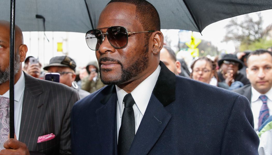 R. Kelly Says He Won’t Testify at His Sex Trafficking Trial