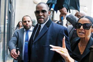R. Kelly Trial: Non-Fan of Singer Describes Still Falling Prey to Him