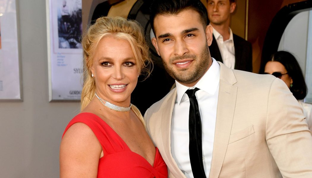 Sam Asghari Calls Out Netflix After ‘Britney vs Spears’ Trailer Arrives