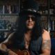 SLASH: METALLICA’s Black Album ‘Crossed Over In A Way That Made Them A Household Name’