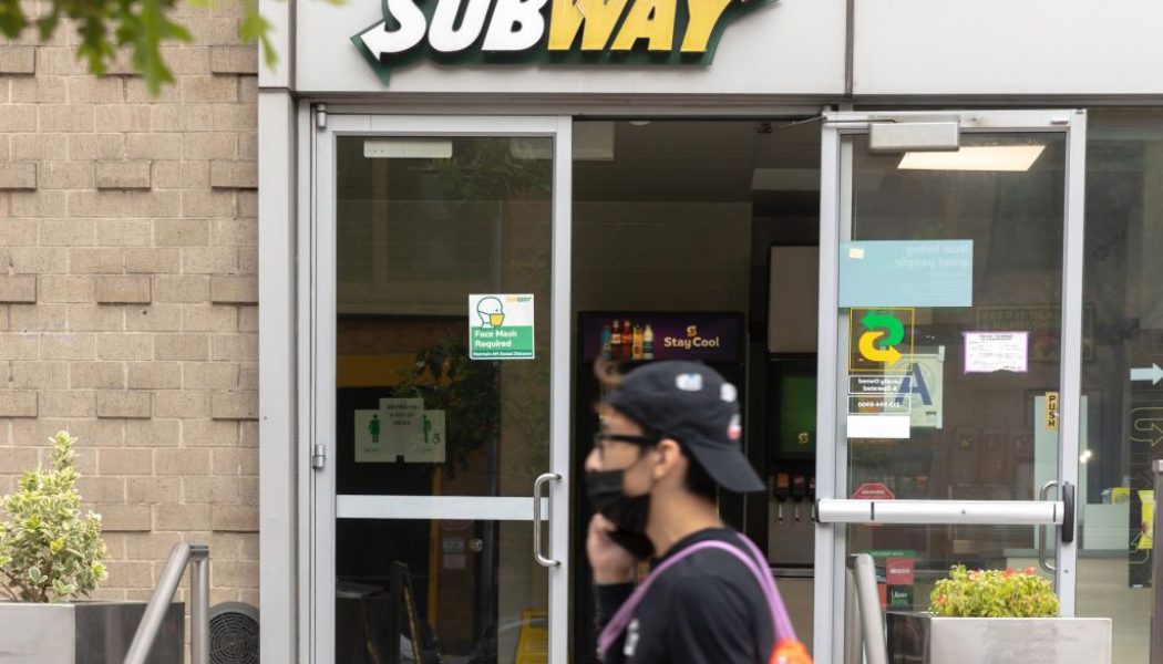 Subway Restaurant Employee Suspended After Fighting Off Robber [Video]