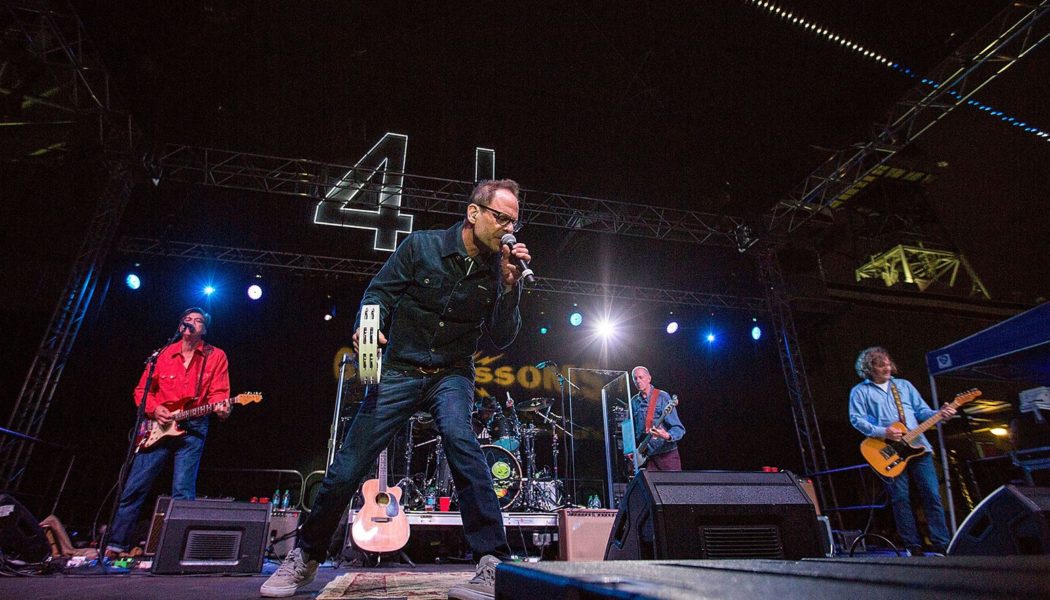 The Deals: Primary Wave Acquires Gin Blossoms Catalog; WMG Licenses to Kuaishou