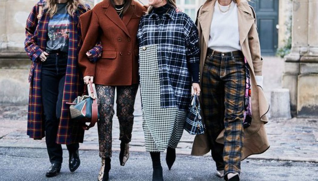 12 Coat-and-Boots Outfits That Are Anything But Boring