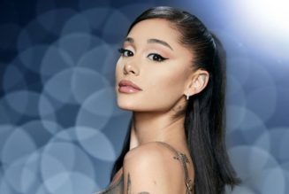 Ariana Grande Faces a ‘Dilemma’ on ‘The Voice’: Watch