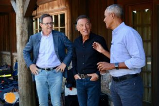 Bruce Springsteen & Barack Obama Share How They Joined Forces for ‘Renegades: Born In the U.S.A.’ Podcast