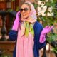 Carrie Bradshaw’s Pink Granny Chic Outfit Has the Internet Equally Confused and Excited