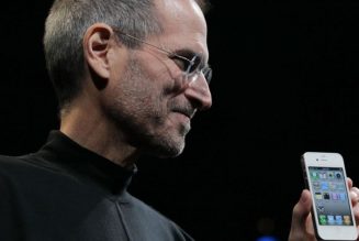 Former Apple Design Chief Jony Ive Pens Letter for Steve Jobs 10 Years After His Death