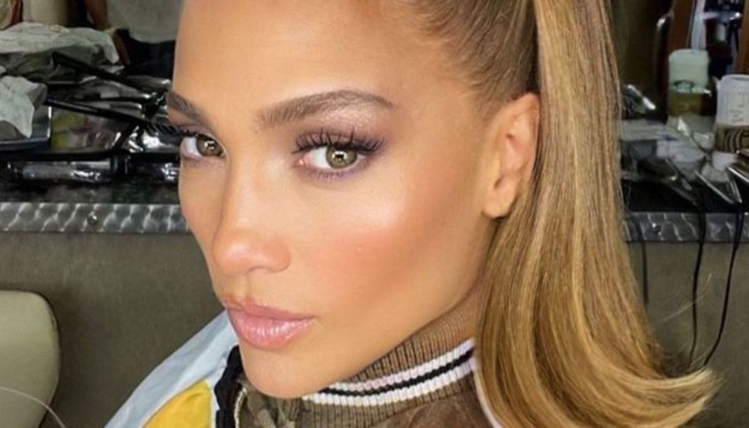 From J.Lo to Victoria Beckham, These Are the Best Ponytails to Copy Right Now