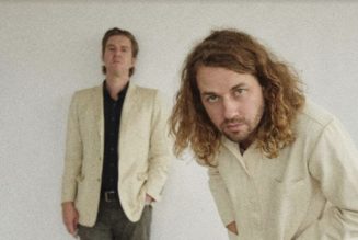 Hamilton Leithauser and Kevin Morby Share New Song “Virginia Beach”: Stream