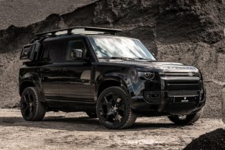Heritage Customs Gives the Land Rover Defender a “Tuxedo Black” Makeover