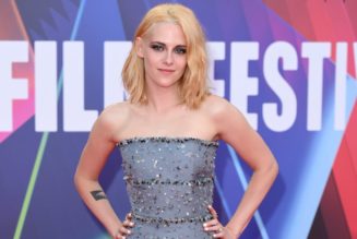 Kristen Stewart Wears a Custom Chanel Column Gown For the Spencer Premiere in London