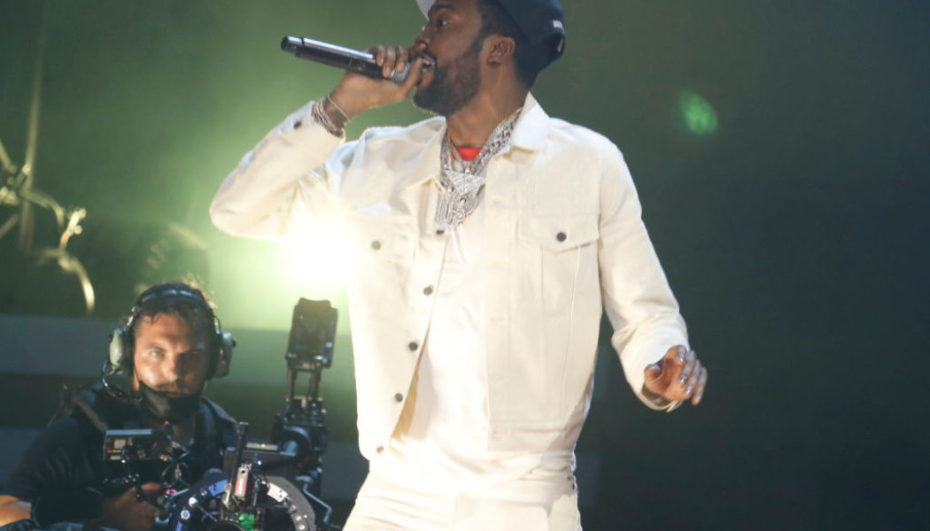 Meek Mill’s Album Artwork On Bus Sets Off Random & Controversial Video Rant