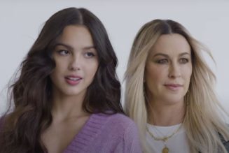 Olivia Rodrigo & Alanis Morissette Bond Over Being Child Actors, ‘Mean Girls’ Reaction to Their Breakout Albums