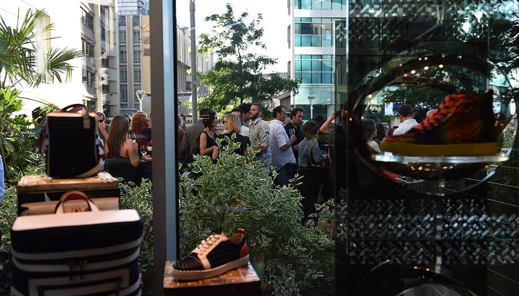 Respect The Jux: Duo With Knives Pilfer $10K In Handbags At NYC Christian Louboutin Store [Video]