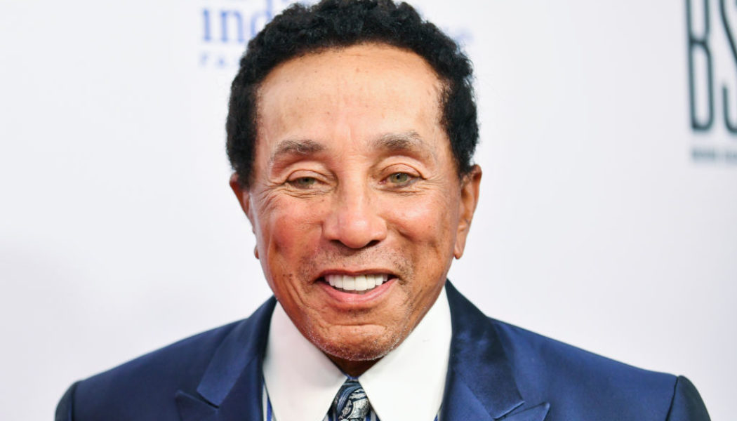 Smokey Robinson Reveals He Almost Died While Battling COVID-19