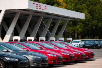 Tesla Is Holding on to Its Bitcoin Investment After All-time Spike
