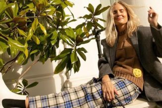 The Coolest Autumn Outfits Have This Old Trend in Common