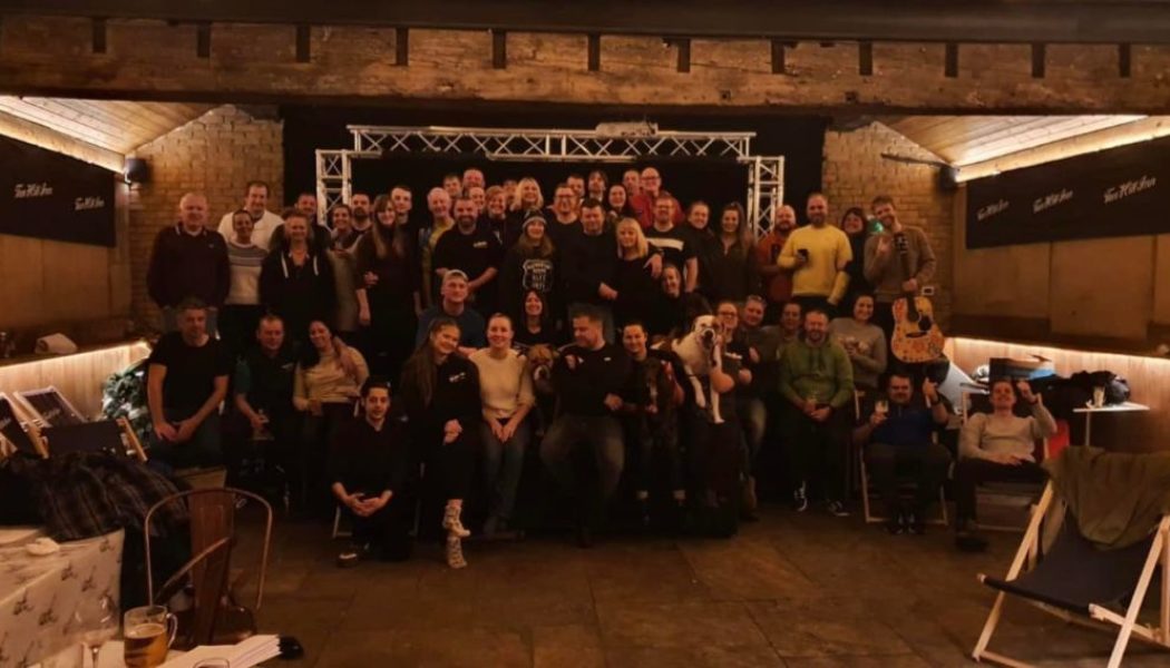 A ‘Wonderwall’ of Snow Trapped 50 Fans at Inn After Oasis Cover Band Show for Three Days