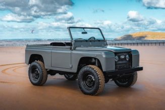 Arkonik Taps Former Bugatti Design Chief Etienne Salomé for a Special Open-Top Land Rover Defender