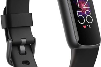 Billboard Buys: The Latest Fitbit is Under $100 for the First Time