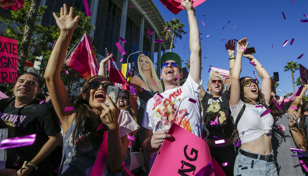 Britney Spears Gets Love From Missy Elliott, Cher, Cyndi Lauper & More as Conservatorship Ends